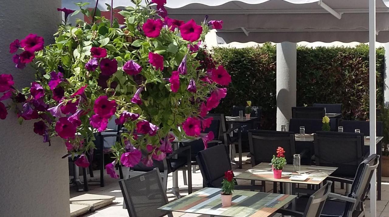 Cottage Logis Hotel - Restaurant Dudelange Exteriér fotografie